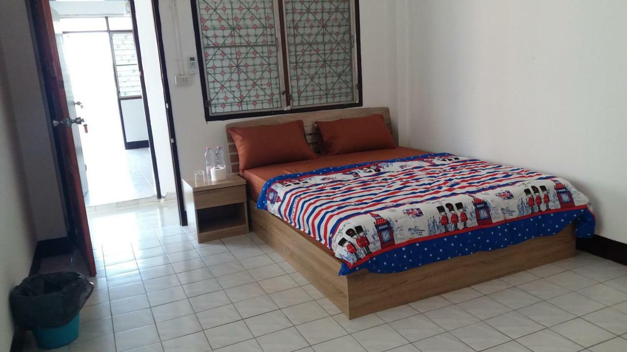Natcha Place Thammasat Rangsit Bangkok Exterior foto